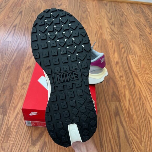 Nike W Phoenix Waffle LTH - Picture 4 of 6